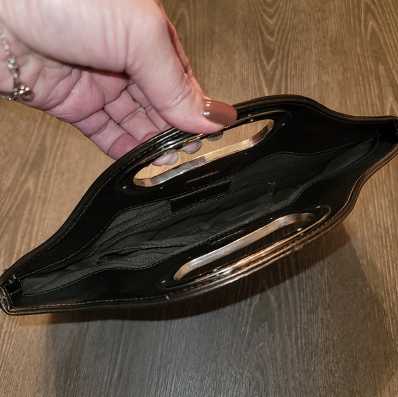 NY&Co Metallic brown clutch - Picture 3 of 6